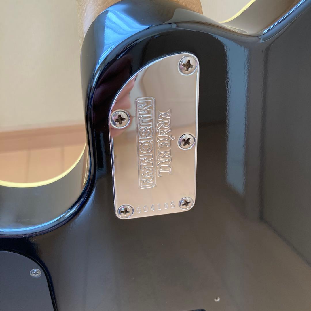 ミュージックマン　Axis ex ピンク