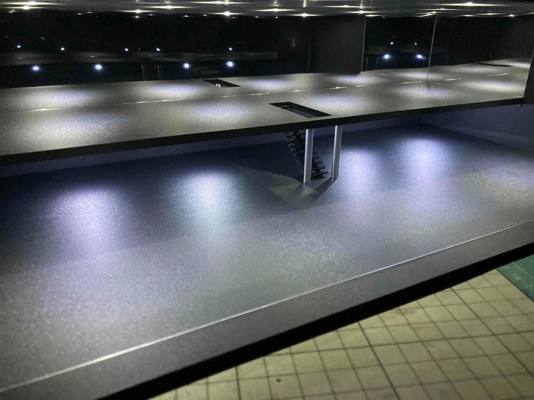 DAIジオラマ：1/64 ショールームⅣ（階段・1階照明付）W450サイズ