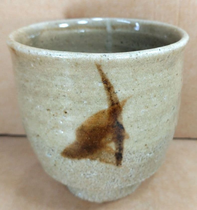 【本物保証】濱田庄司(浜田庄司) 湯呑(三面鉄絵）共箱 人間国宝 益子焼