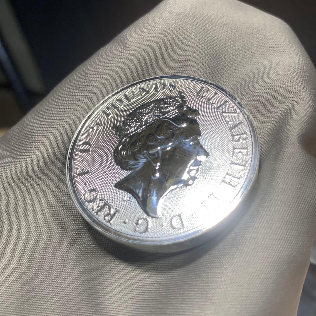 D4 純銀貨 2オンス クイーンズビースト　2020 ホワイトライオン