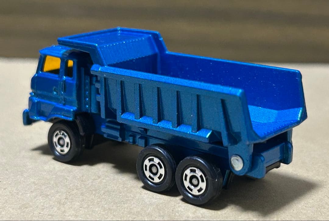 日本製 トミカ いすゞ オフロードダンプ