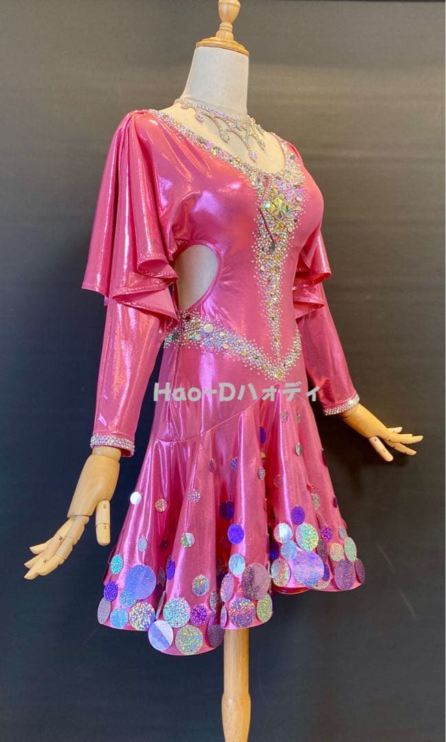 新品★ラテンドレス★メタリック★桜ピンク★社交ダンス★競技