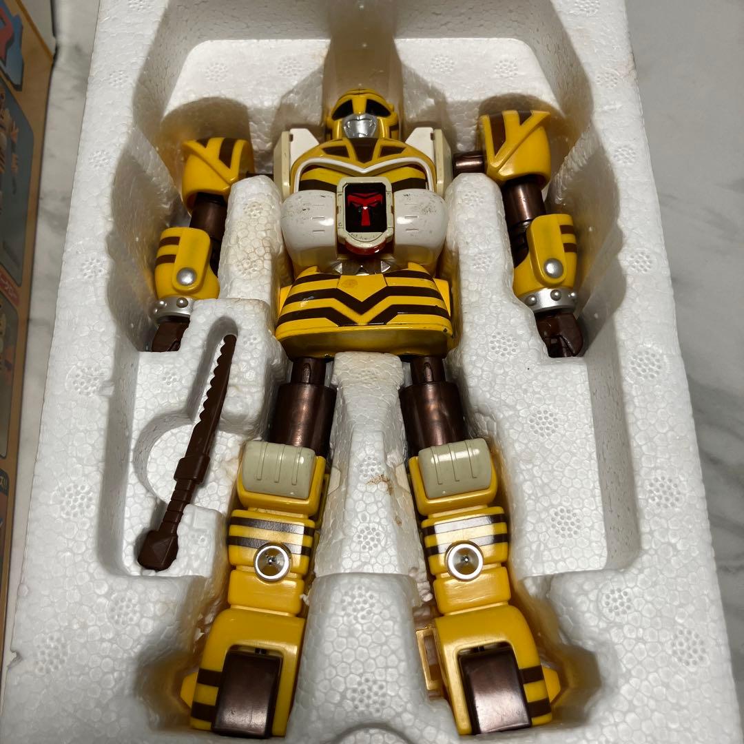 バンダイ トラボルト 変形フィギュア