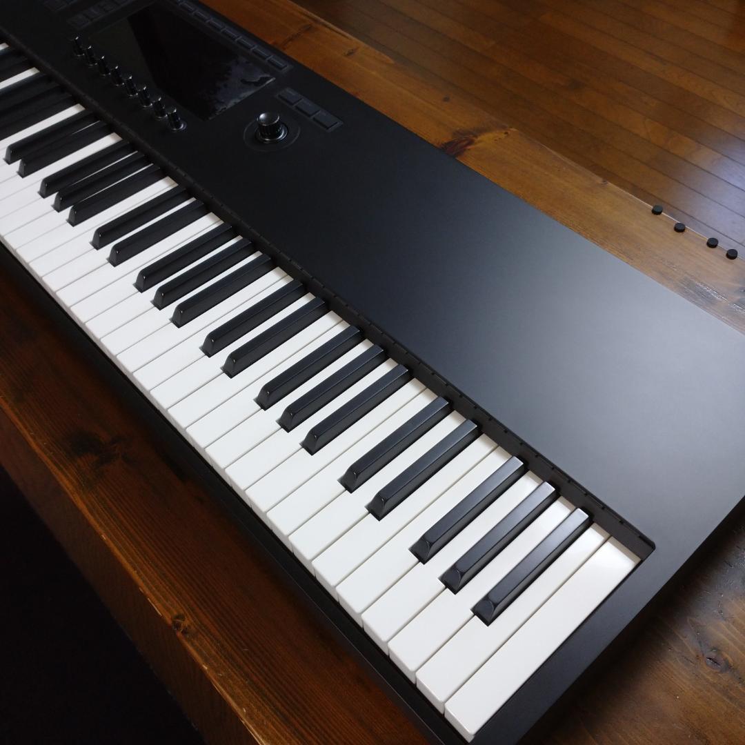 【美品】KONTROL S88 MK3 88鍵 MIDIキーボード