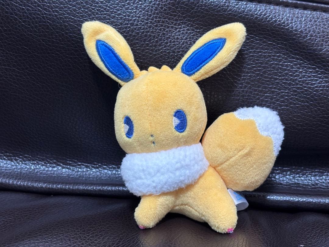 ポケモンセンター　ミックスオレ イーブイ ぬいぐるみ　マスコット　キーホルダー