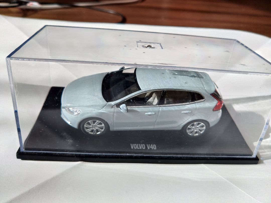 な*み様 MOTORART モーターアート　ボルボ　V40 1/43　希少