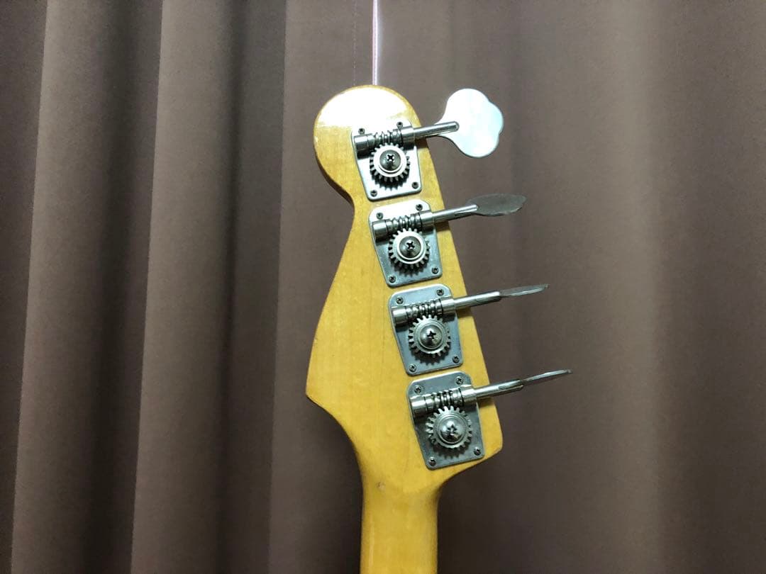 グヤトーン　プレシジョンベース　サンバースト