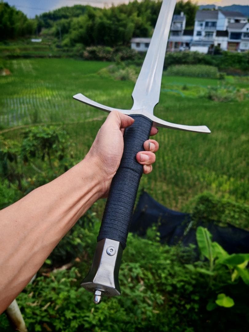 西洋剣両手剣騎士剣 日本刀 模造刀 居合刀 武士道 武蔵 鑑賞用 手鍛造打