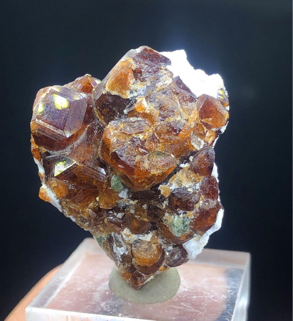 レッドヘソナイトガーネットクラスター Red Hessonite Garnet