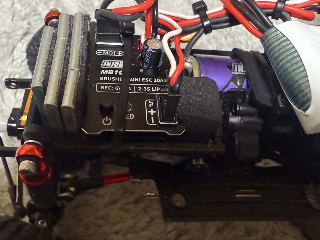 4×4魔改造1/28スケール　RCカー　ジャンク品扱い　ラジコン　4WD