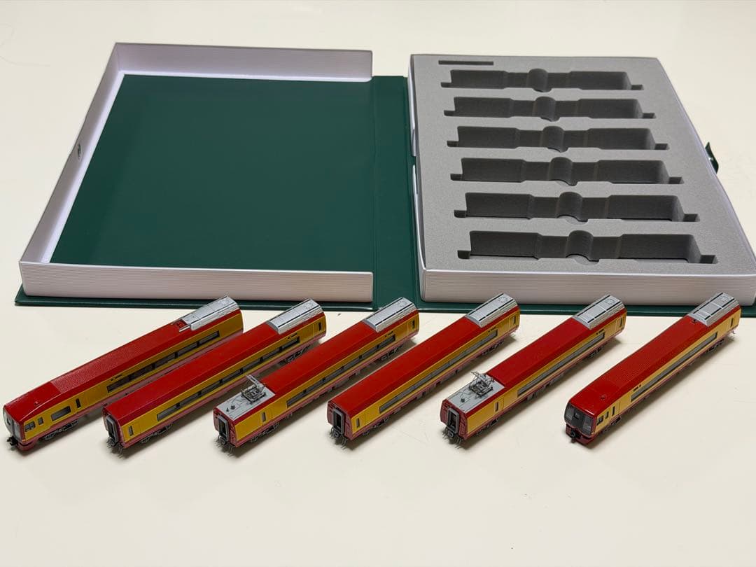 KATO 10-408塗替品〝253系1000番台　日光・きぬがわ号現行塗装〟