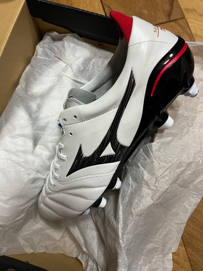 新品　大特価　ミズノ　モレリア NEO 4 JAPAN MIX 26cm