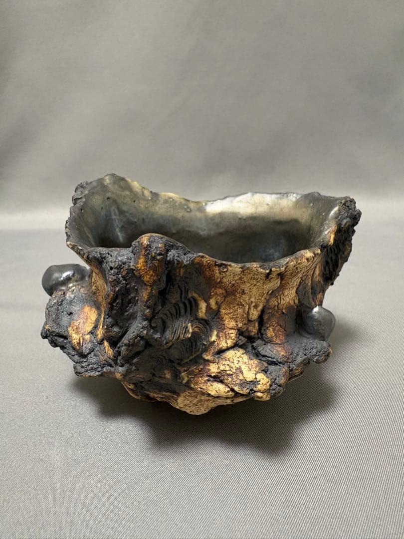 平松龍馬　亀裂文燻銀彩ぐい呑