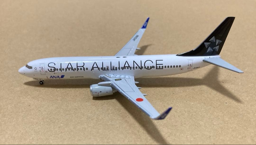 【美品】ANA Ｂ737-800 スターアライアンスJA51AN 1/400