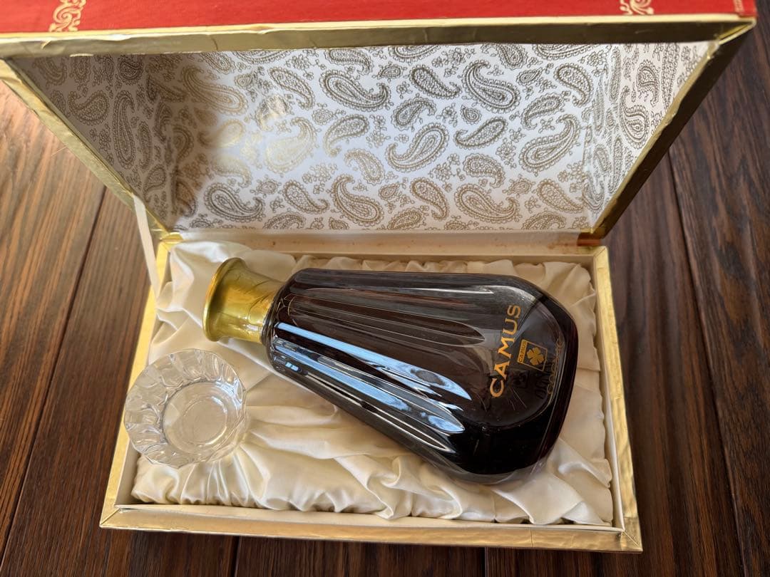 CAMUS カミュ コニャック バカラ クリスタルボトル 未開封