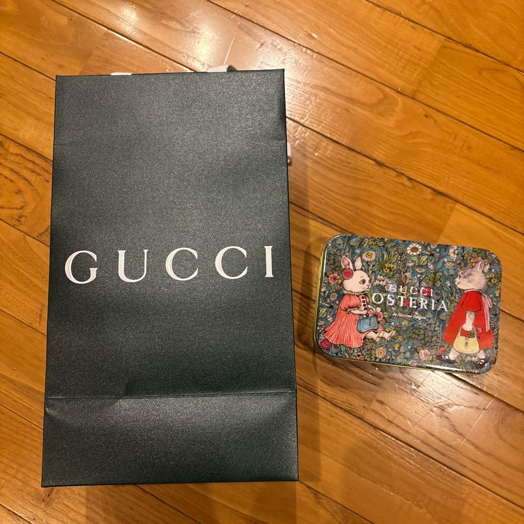GUCCI ビスケット缶 A Trip to Italy