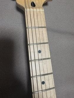 SQUIER AFFINITY ストラトキャスターモデル　ホワイト系 美品