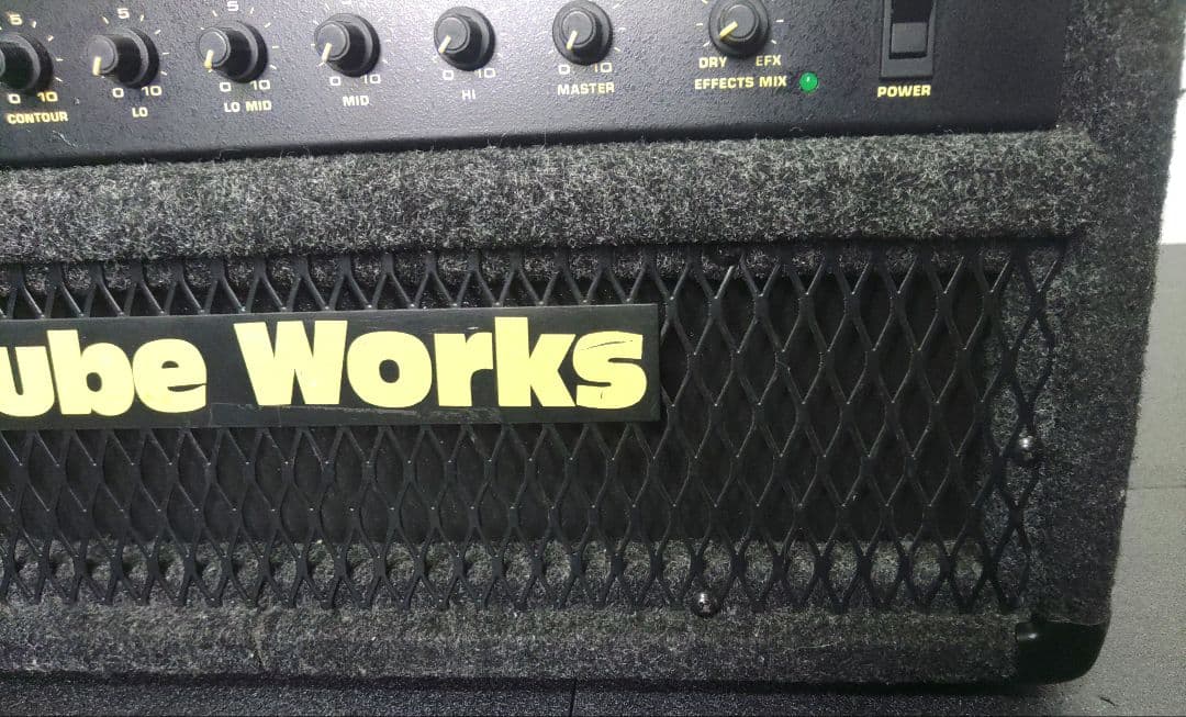 希少　Tube Works RT-3300　300W 　ベースアンプヘッド