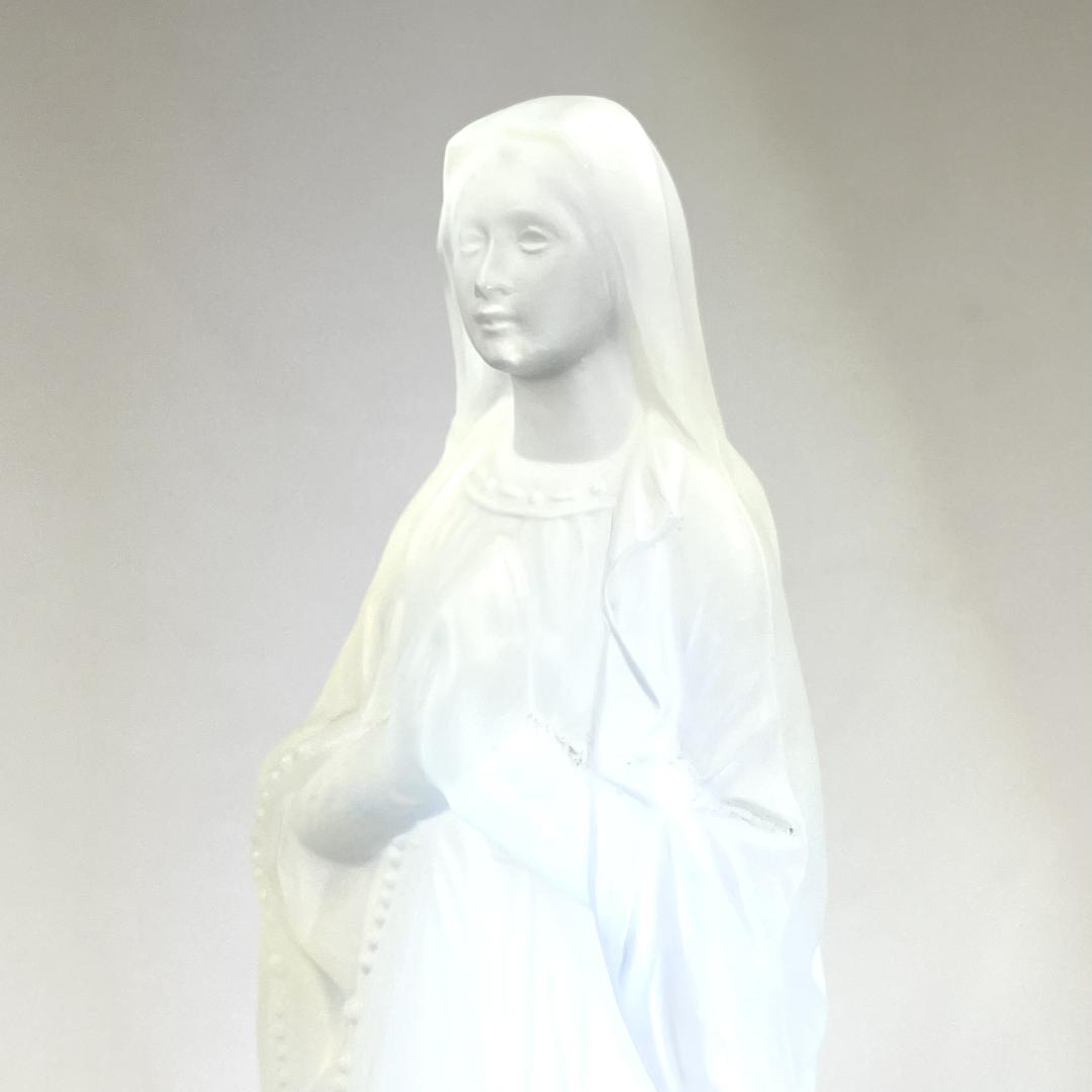 エトラン フランス「ルルドの聖母マリア像」 オパールセント