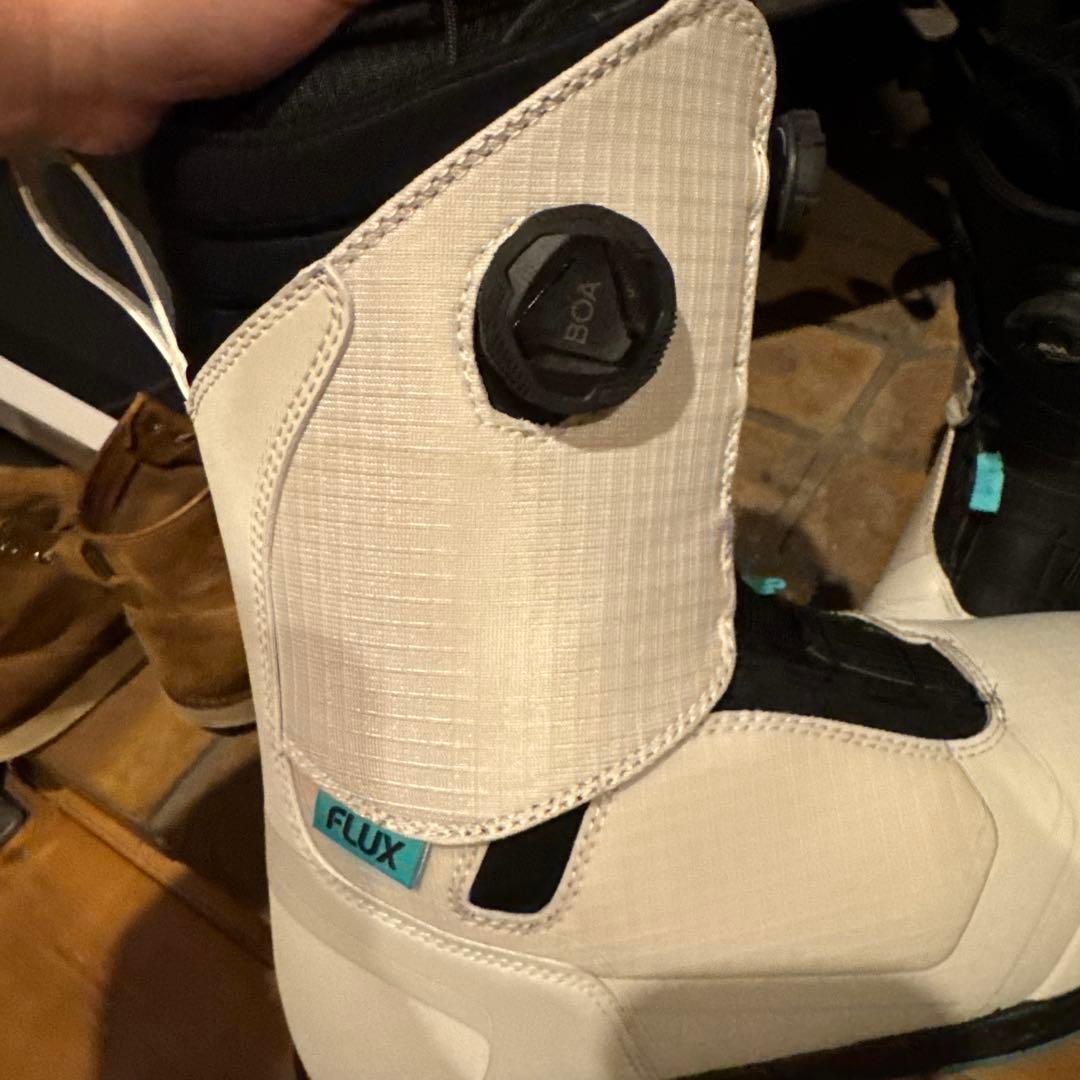 Flux LB-BOAシステム スノーボードブーツ