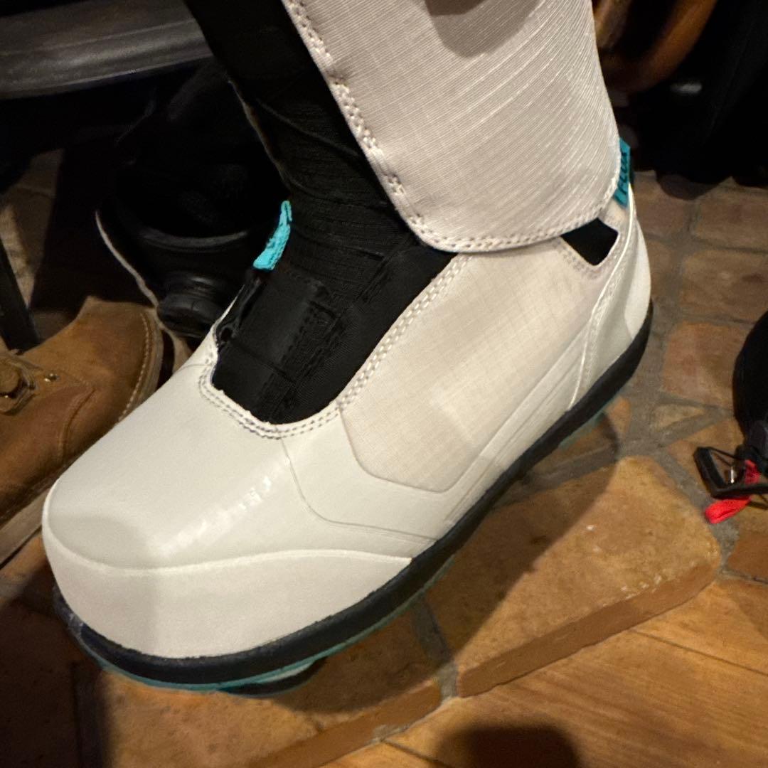 Flux LB-BOAシステム スノーボードブーツ