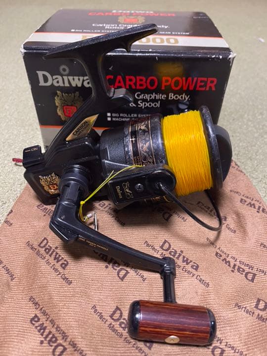 ダイワ  Daiwa CARBO SPORT EX-9000 リール 釣具