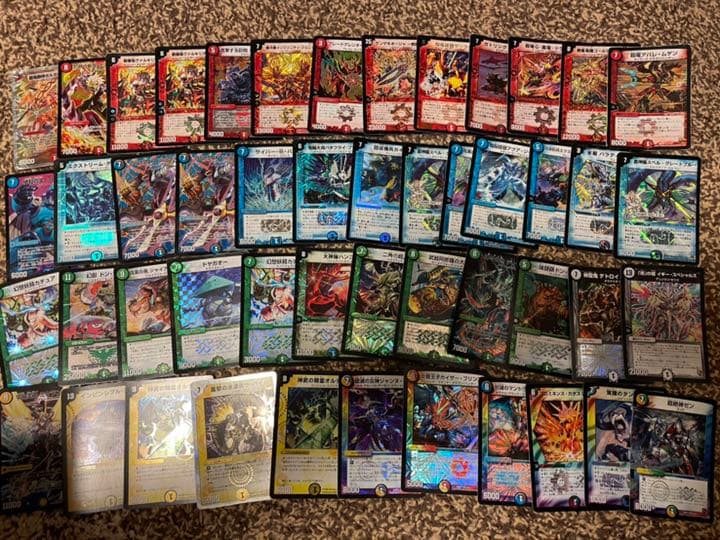 デュエルマスターズコレクター向け引退品。初期からビクトリー世代まで。