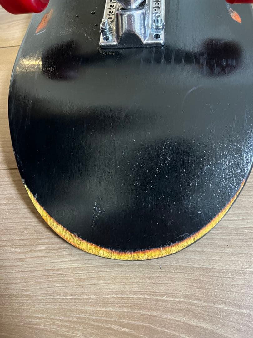 【中古品】スケートボード　コンプリート　（ヘルメット&収納ケース付き）