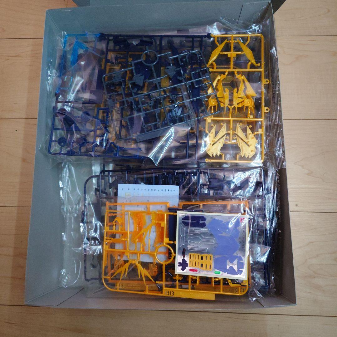 MG 1/100 RX-0 ユニコーンガンダム バンシィ・ノルン