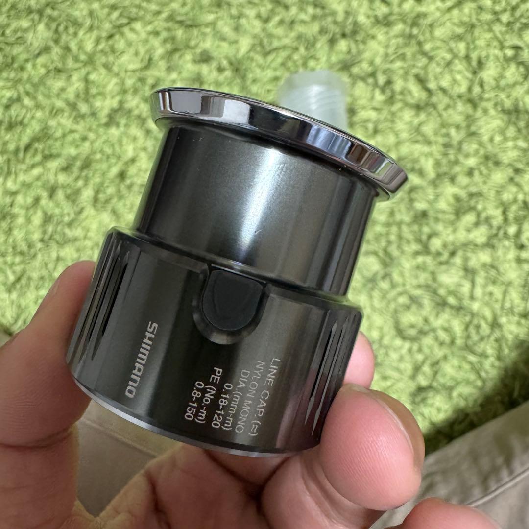 タ*キ様 22ステラ　C3000S スプール　ケース付き