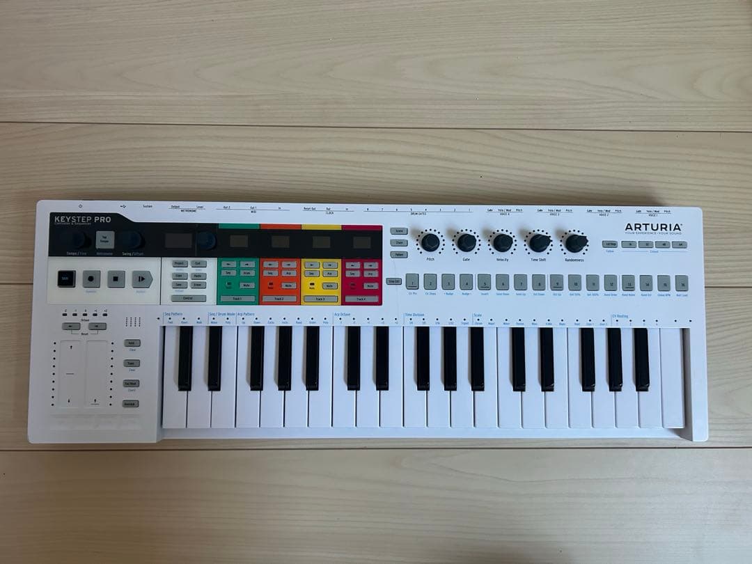 ARTURIA KeyStep Pro MIDIキーボード