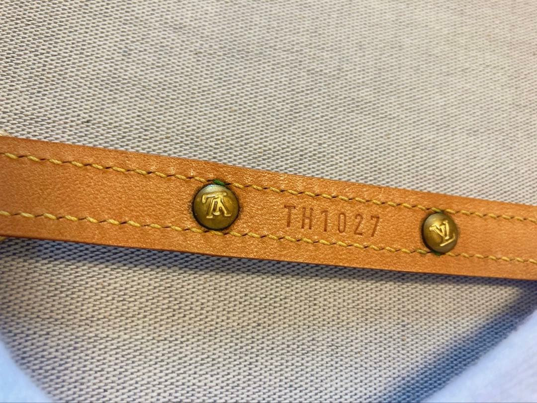 ルイ・ヴィトン　モノグラム　小型犬用リード＆首輪のセット