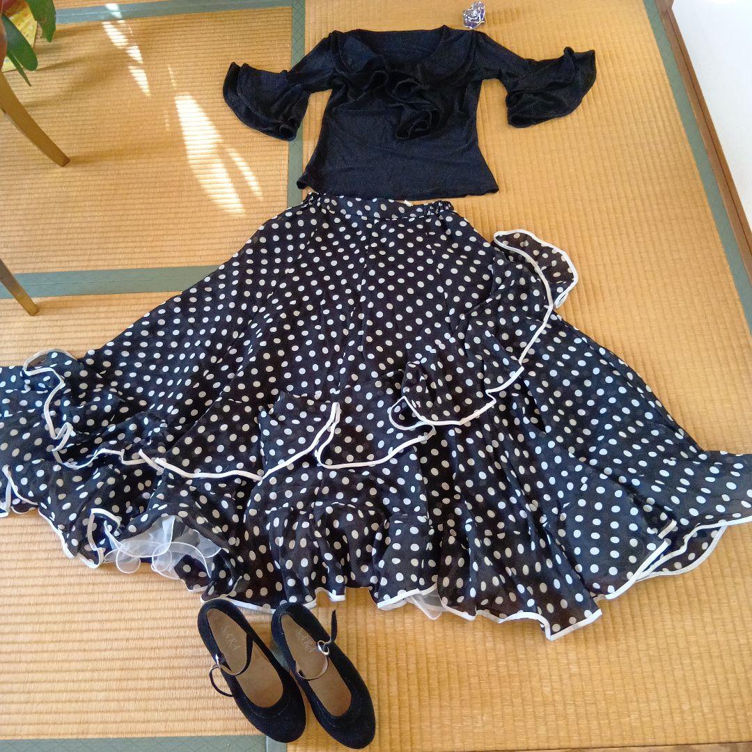 フラメンコ衣装セット 黒と白の水玉とダンスシューズ