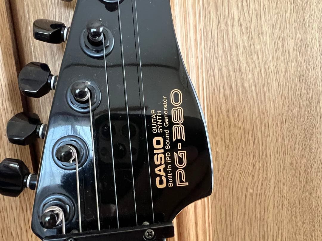 カシオ　シンセサイザーギター