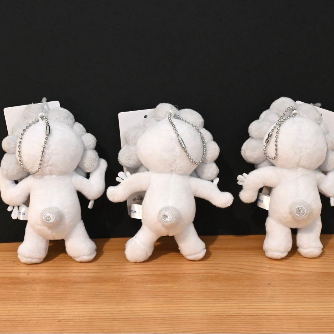 白ミャクミャク ボールチェーンマスコットA B C ぬいぐるみ　キーホルダー