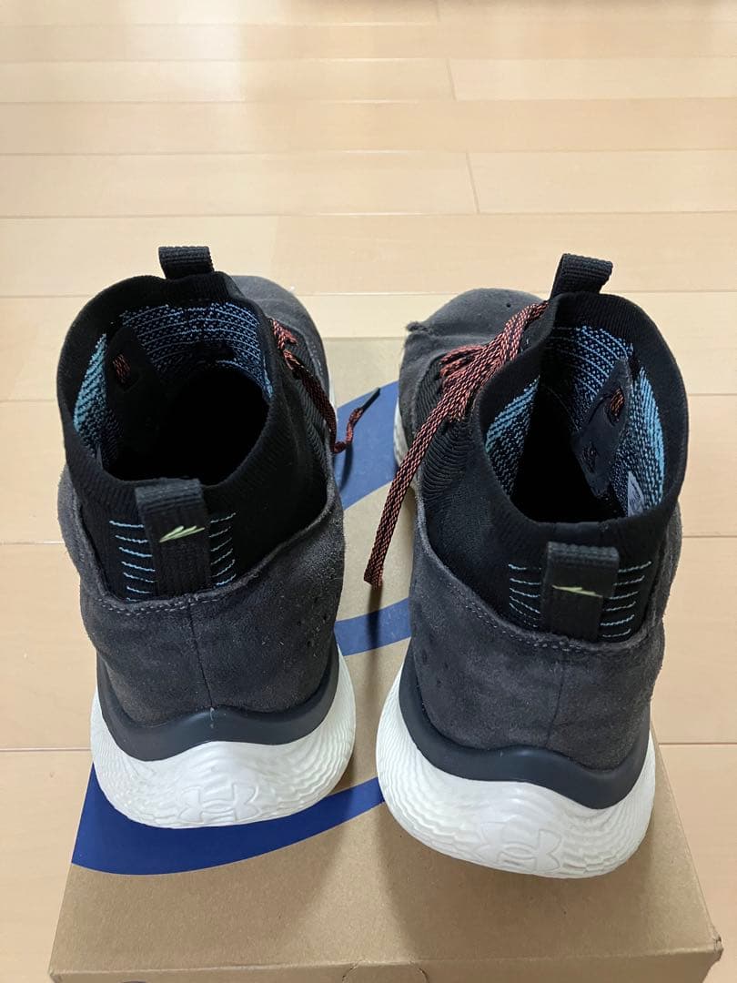 アンダーアーマー　カリー 4 フロトロ