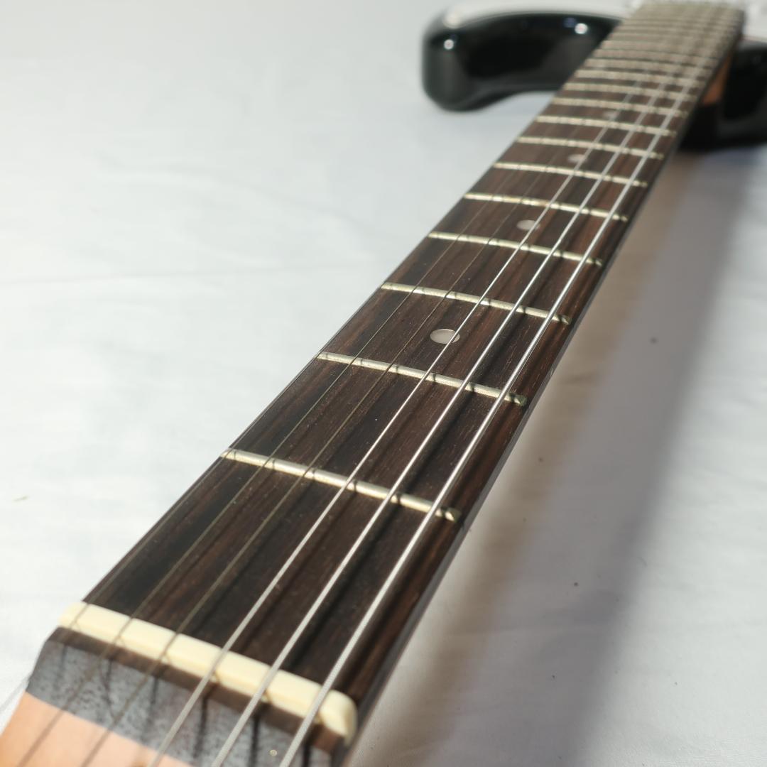 美品 VISION エレキギター ストラトキャスタータイプ ブラウン 軽量モデル