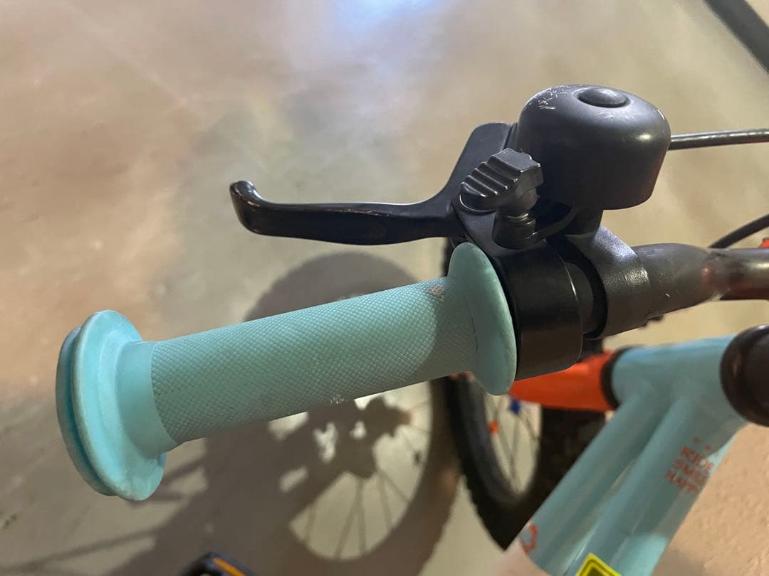 ヨツバサイクル 16インチ 送料込み