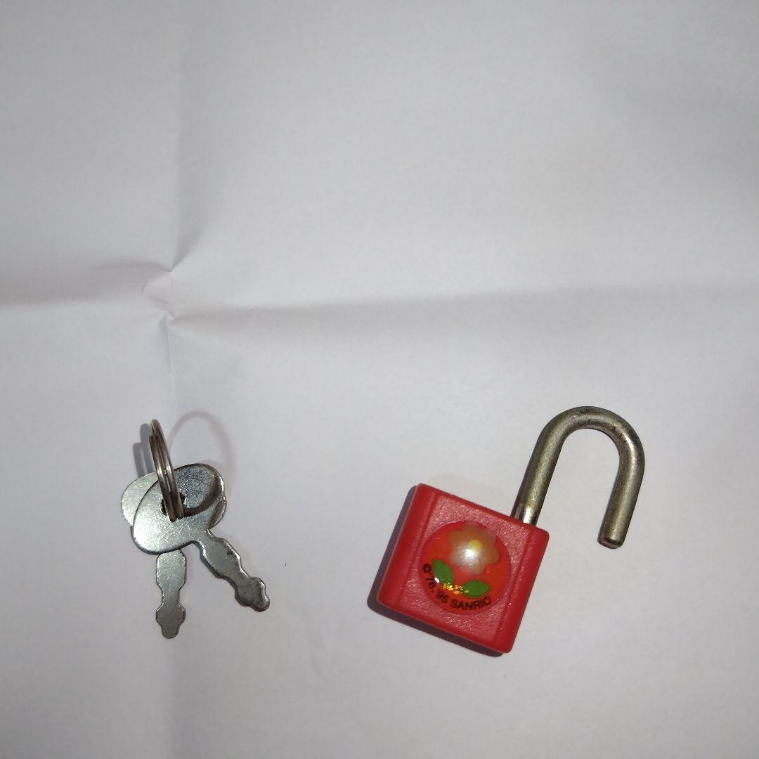 【最終値下げ】【激激レア】ハローキティ　プラスチックケース　収納　鍵付き