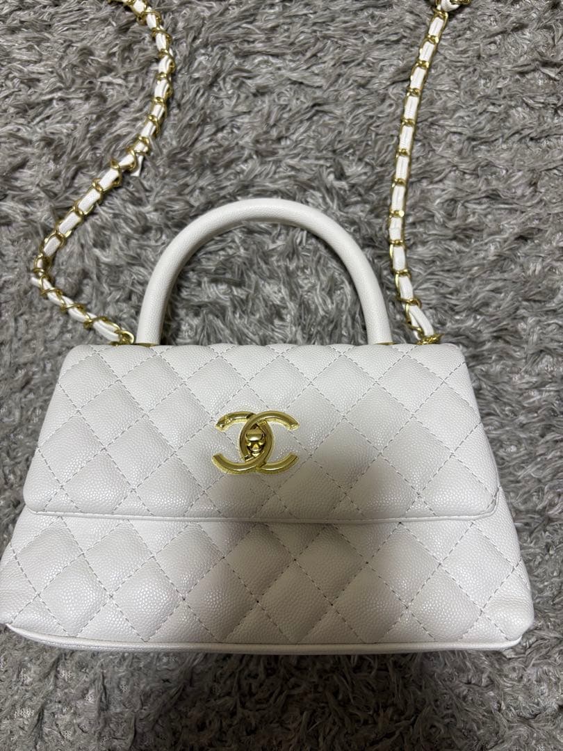 ⑨シャネル　ホワイト　チェーンバッグ　ノベルティ