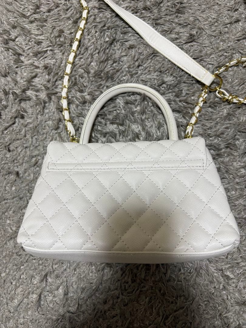 ⑨シャネル　ホワイト　チェーンバッグ　ノベルティ