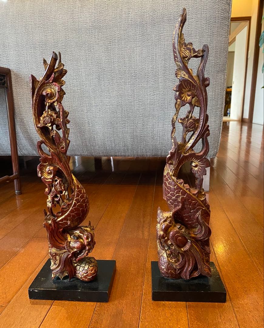中国アンティーク　龍の彫刻