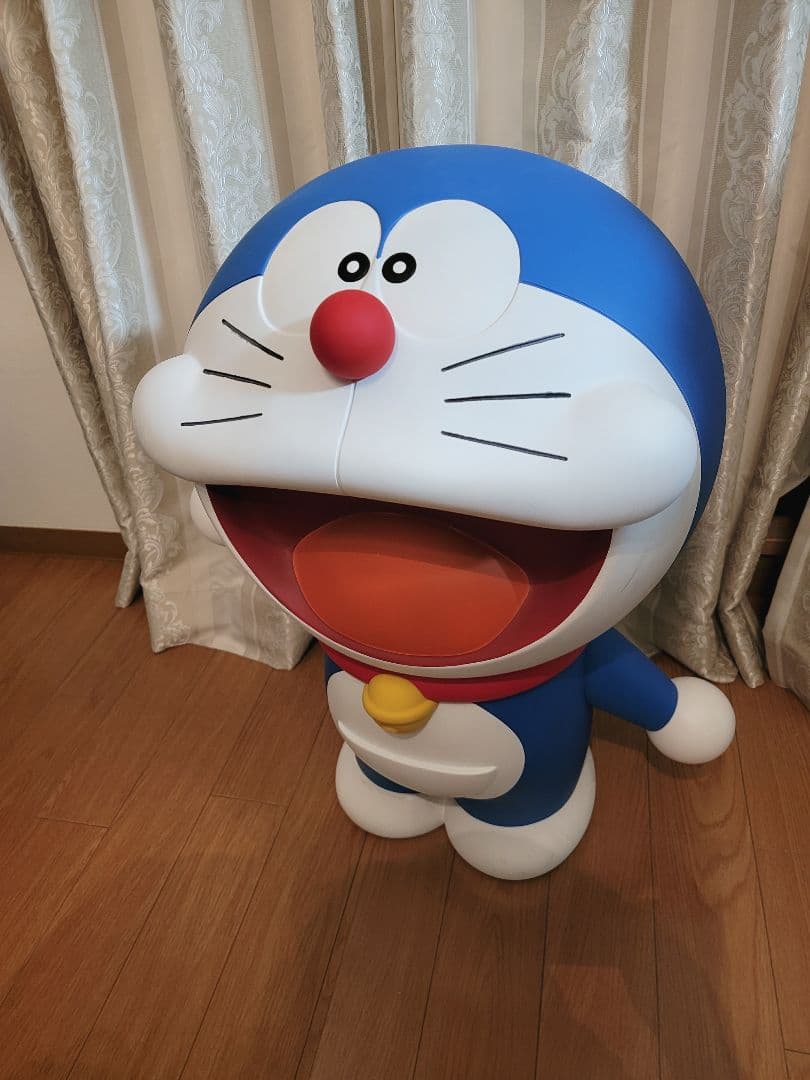 レア　美品　ドラえもん 大きめフィギュア