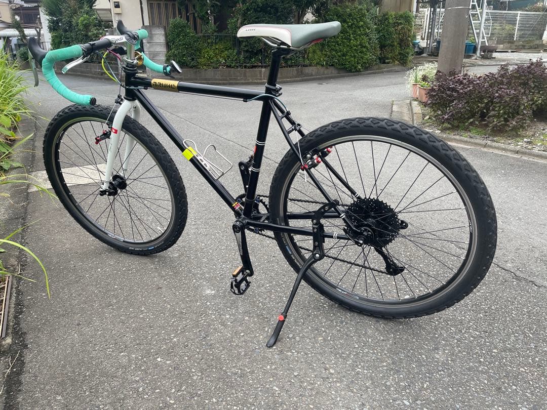 送料高いので引き取り推奨　BRUNOスキッパー26 ブラック/ホワイト26インチ