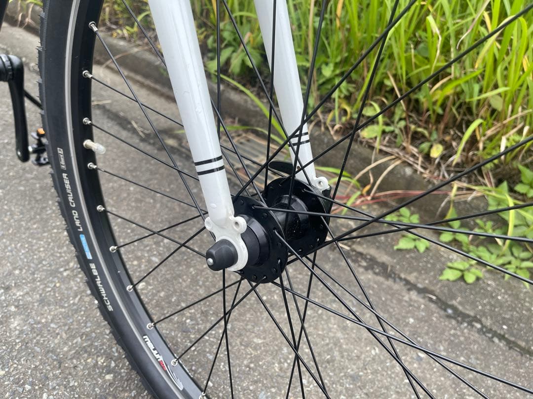 送料高いので引き取り推奨　BRUNOスキッパー26 ブラック/ホワイト26インチ