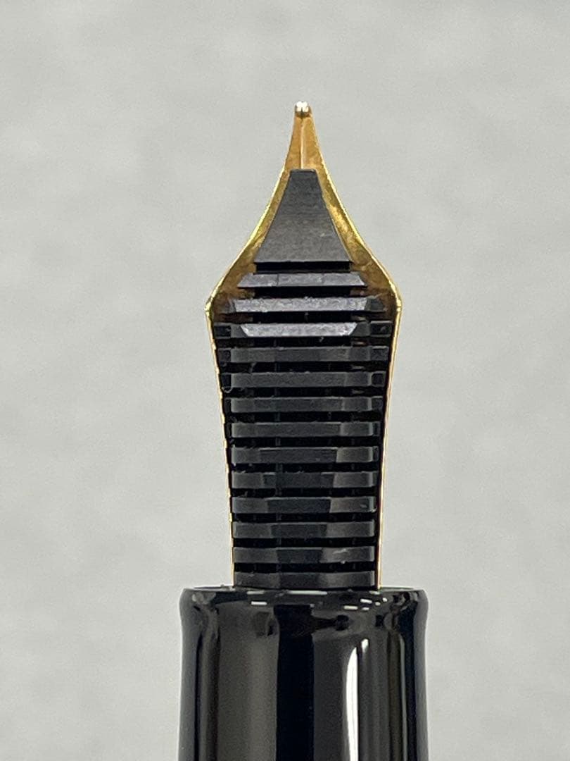 【未使用】 万年筆 セーラー 菊紋入り 叙勲 プロフェッショナルギアスリム