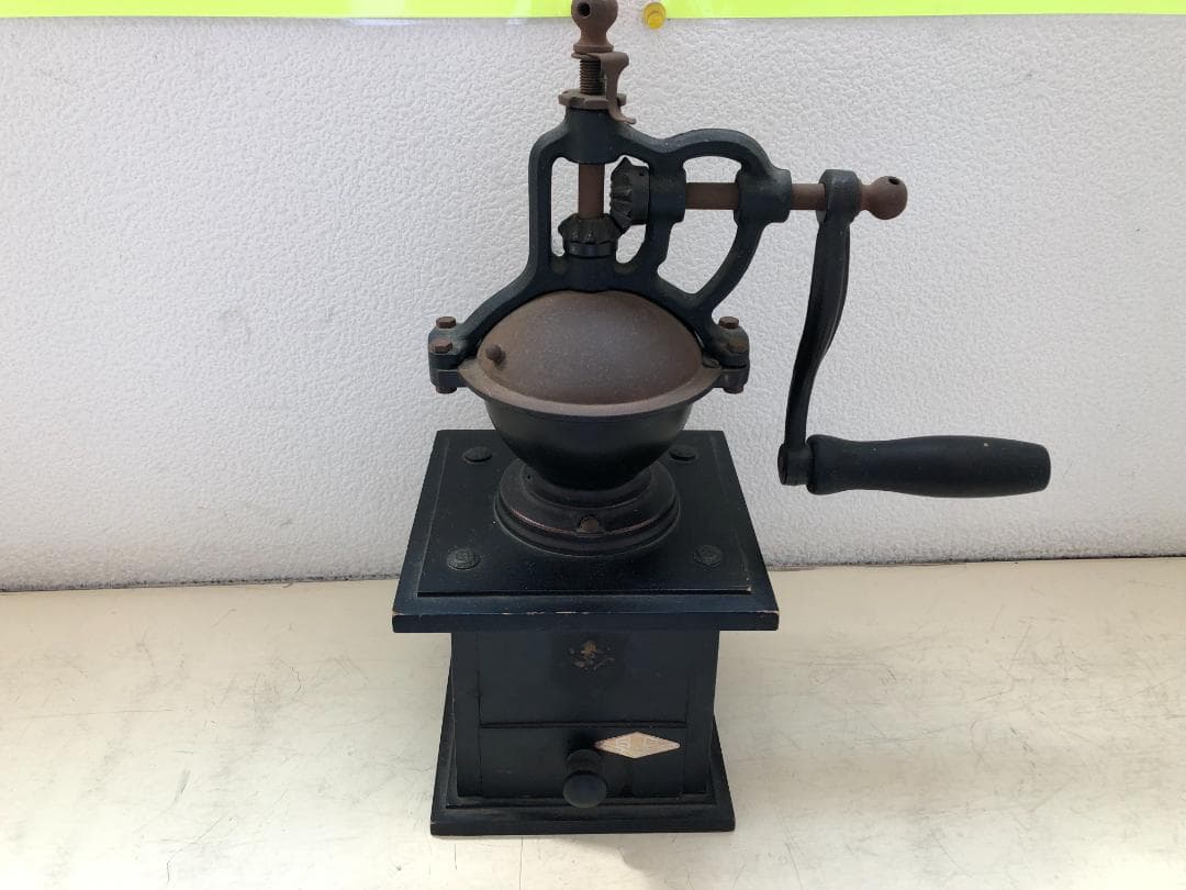 レトロ 手挽きコーヒーミル イタリア BG製