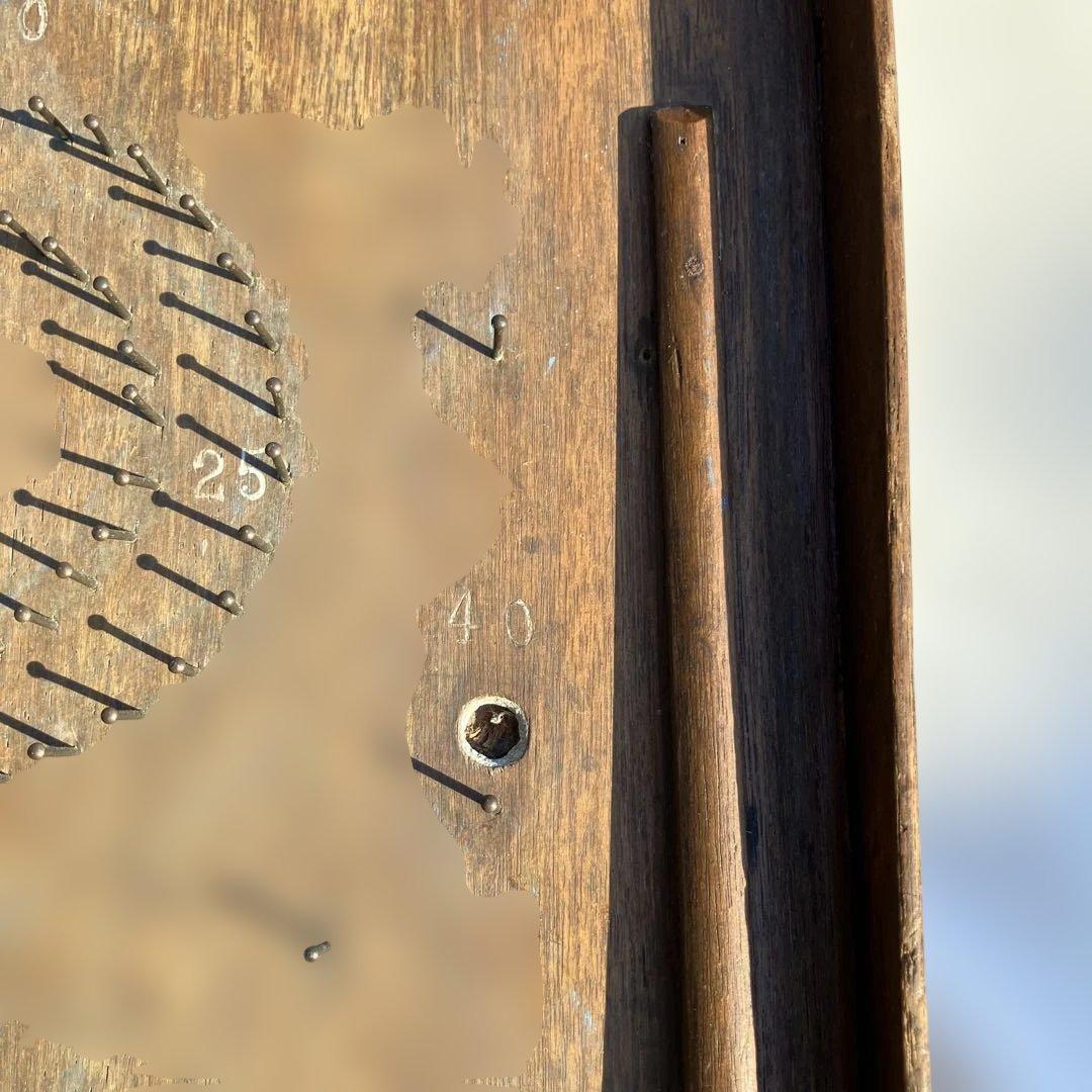 (437)昭和時代のビンテージ品木製玩具で、コリントゲームと呼ばれるものです。