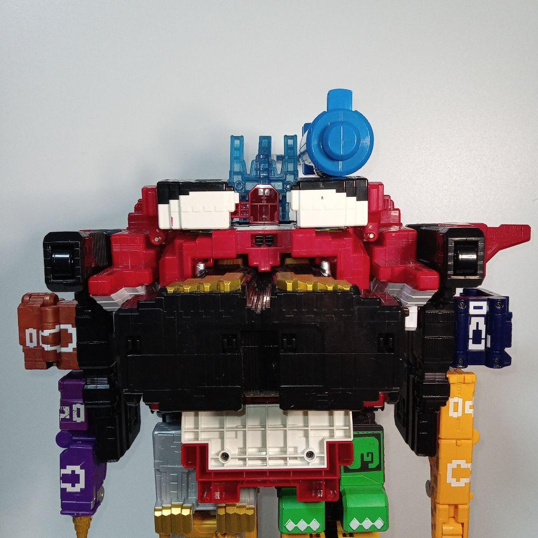 動物戦隊ジュウオウジャー　DXワイルドトウサイドデカキング