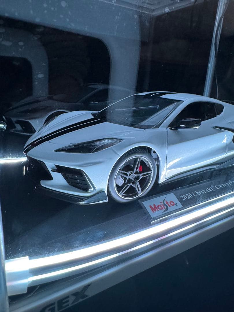 【世界に一つ‼️】Corvette 1/18 ジオラマ LED 展示 鑑賞用 模型